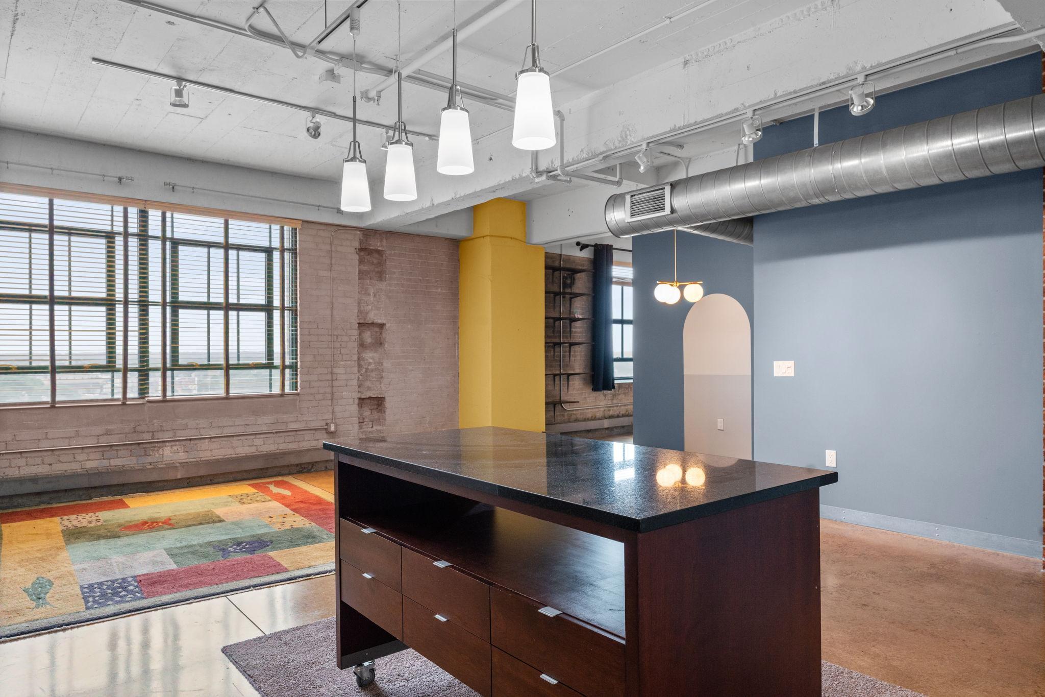 2929 Chicago Avenue 917