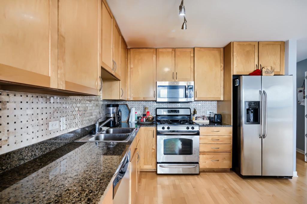 929 Portland Avenue 2408