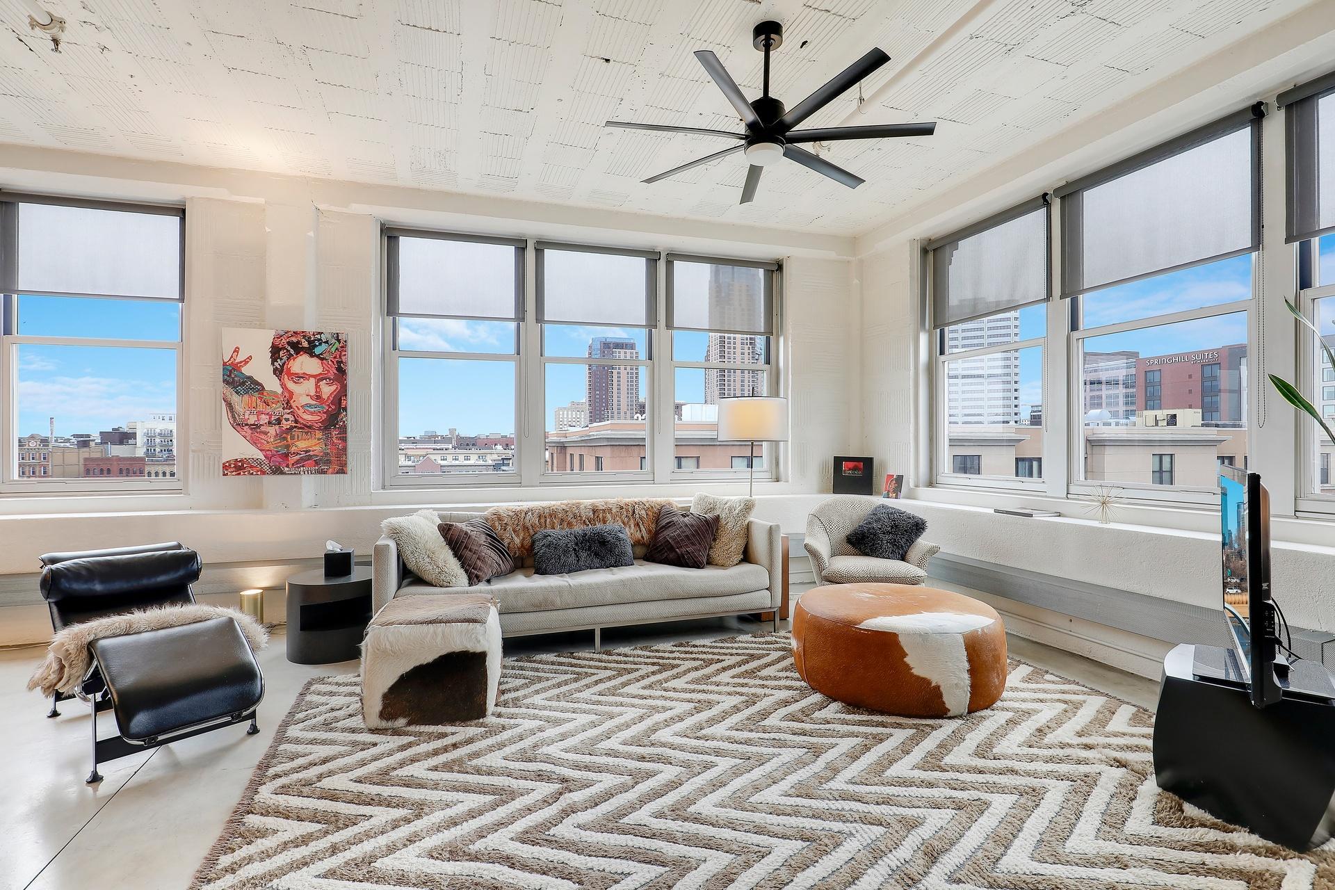 225 9th Street E 503