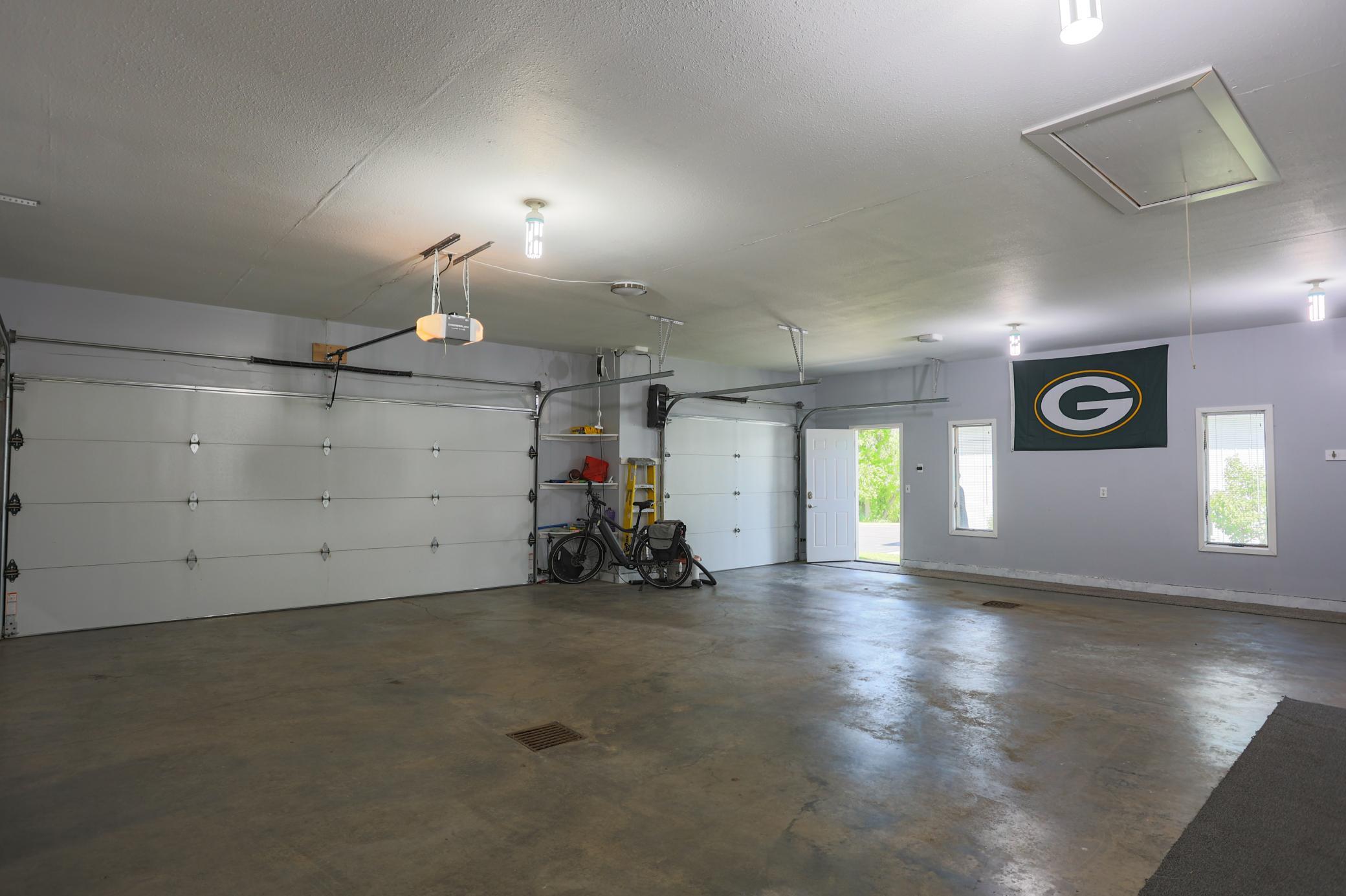 N7640 1090th St, River Falls, WI, 54022, USA, 4 Bedrooms Bedrooms, ,3 BathroomsBathrooms,Residential,Contingent,N7640 1090th St,7075127
