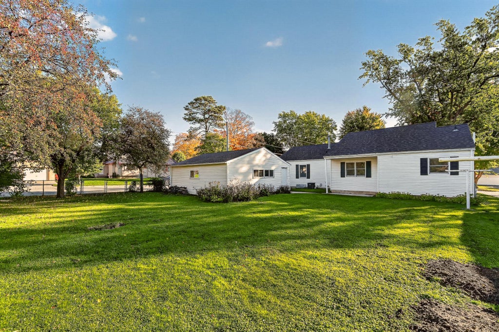 Photo of 307 2nd Avenue NW, Kasson, MN 55944 (MLS # 7156508)
