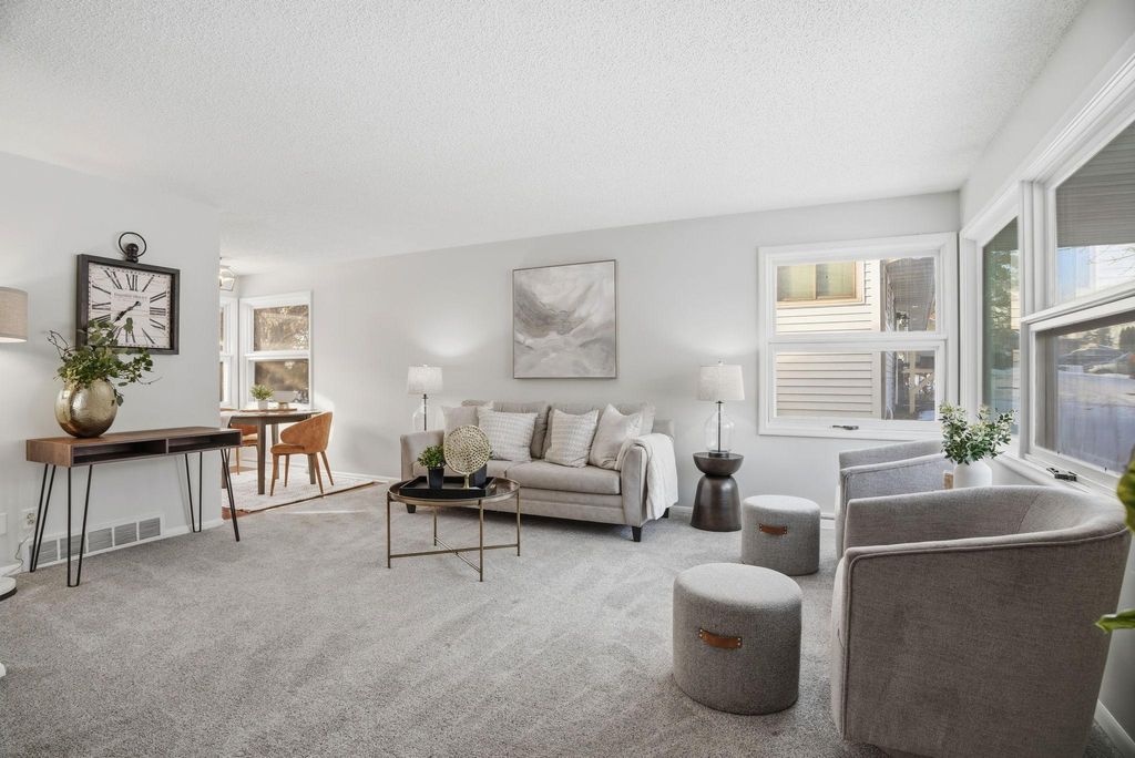 Photo of 1538 Wilson Avenue, Saint Paul, MN 55106 (MLS # 7001847)