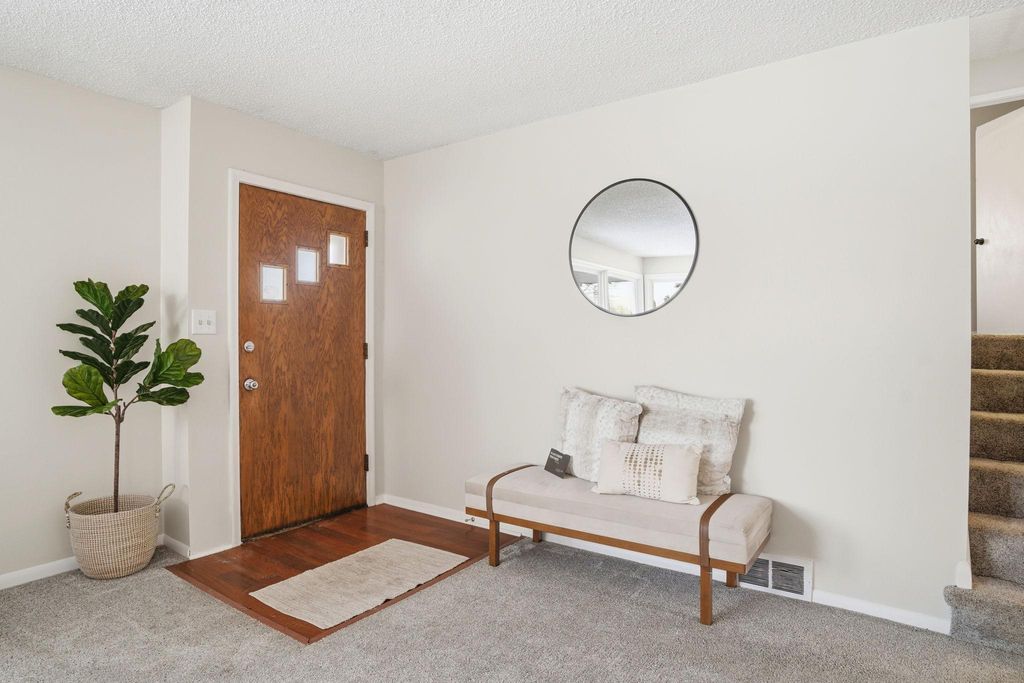 Photo of 1538 Wilson Avenue, Saint Paul, MN 55106 (MLS # 7001847)