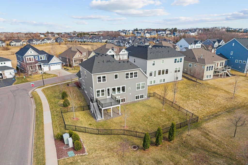 Photo of 6055 Jewel Lane N, Plymouth, MN 55446 (MLS # 7027319)