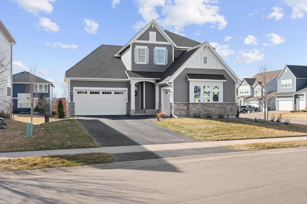 Photo of 6055 Jewel Lane N, Plymouth, MN 55446 (MLS # 7027319)