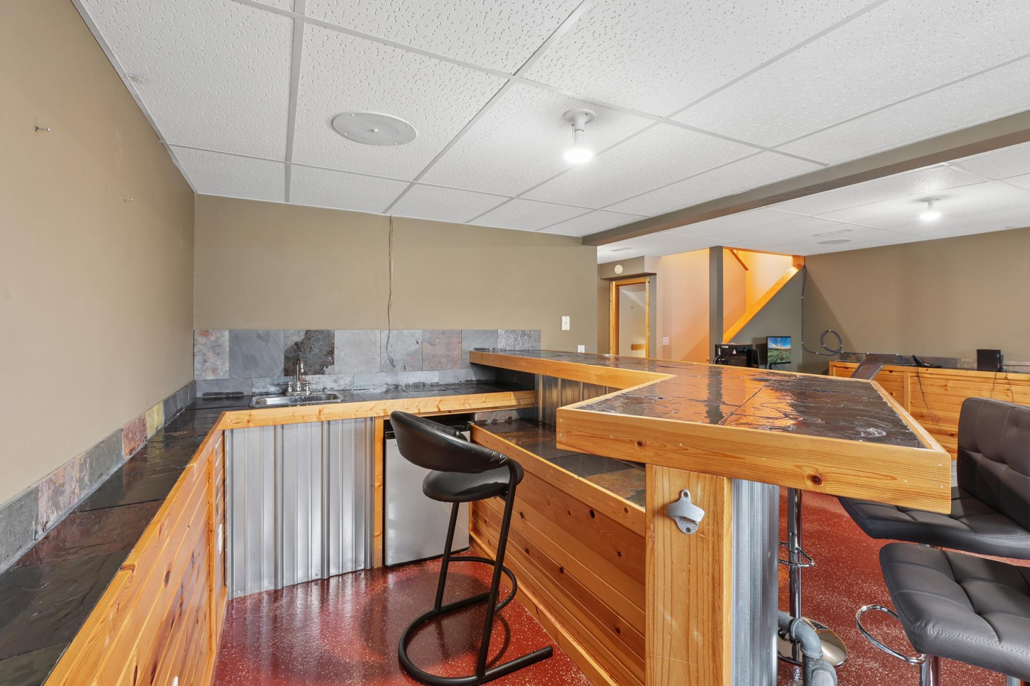 5860 Rolling Ridge Road