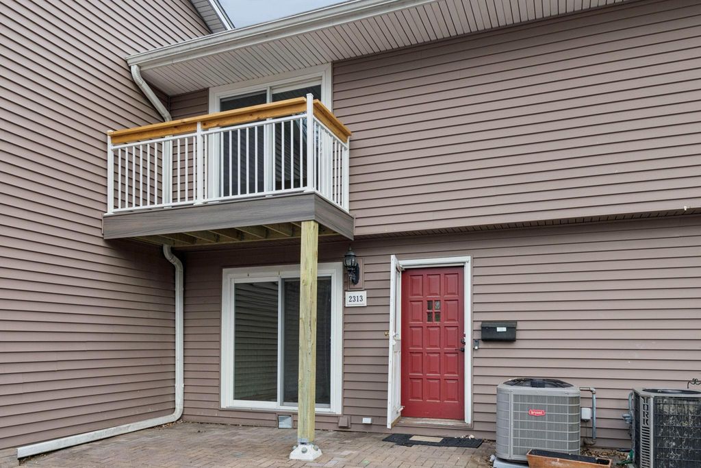 Photo of 2313 Hampshire Avenue S, Saint Louis Park, MN 55426 (MLS # 6817258)