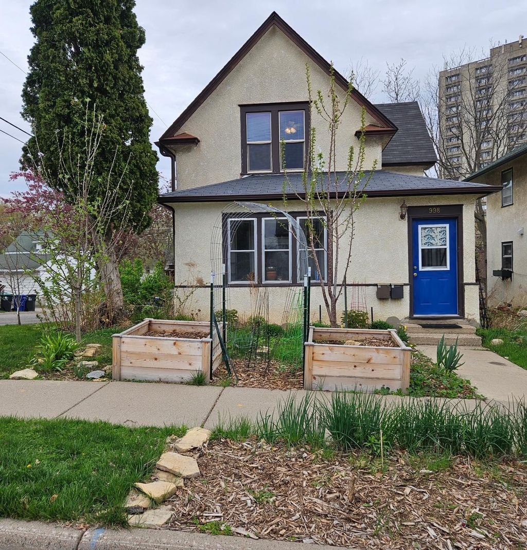 Photo of 998 Jameson Street, Saint Paul, MN 55103 (MLS # 7062289)