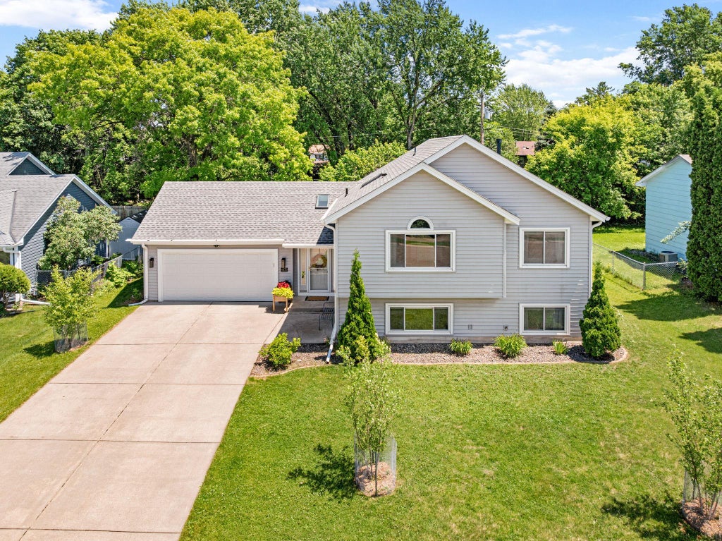 Photo of 4876 Erickson Drive, New Hope, MN 55428 (MLS # 7080581)