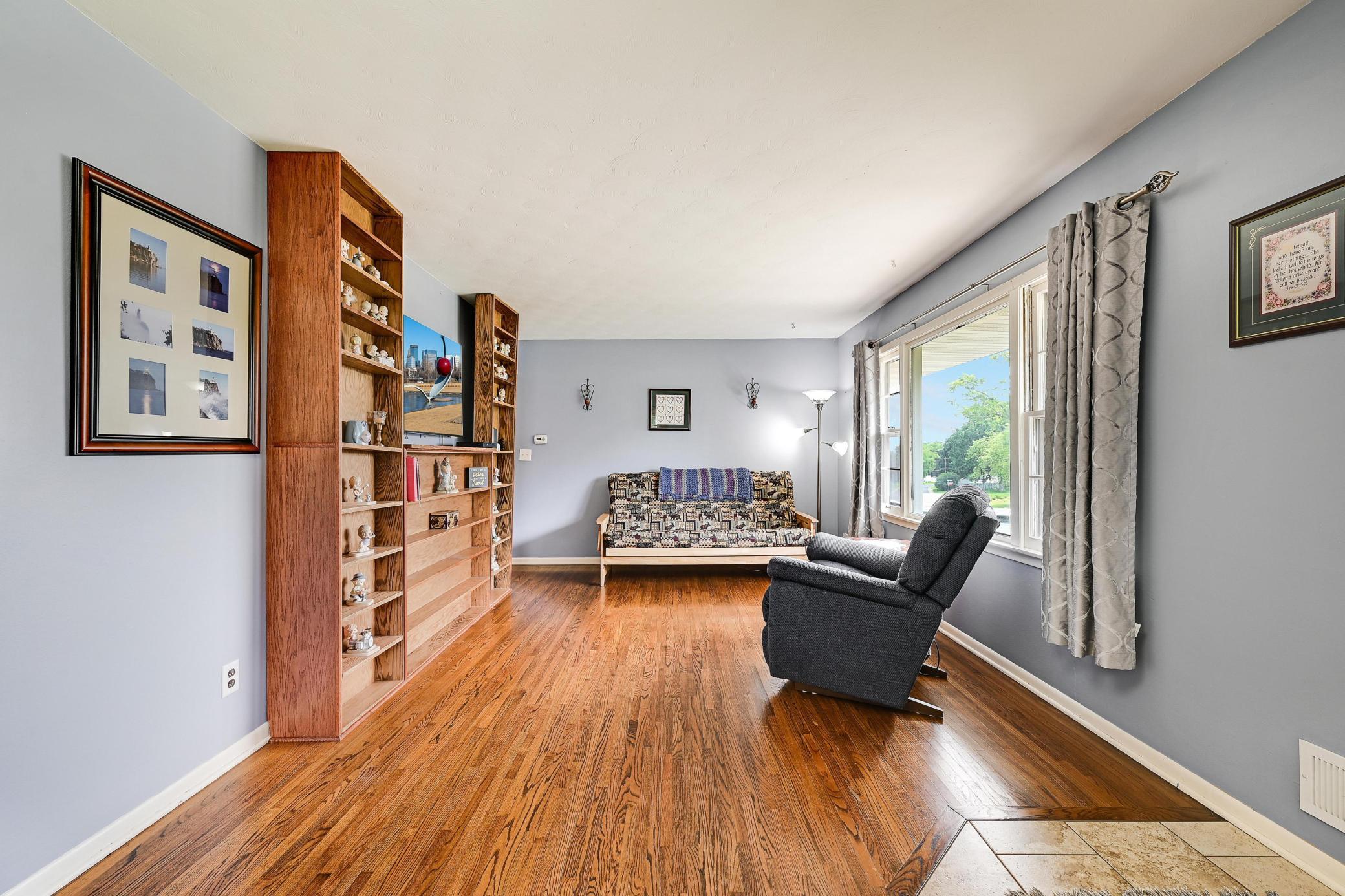 7447 Cleadis Way