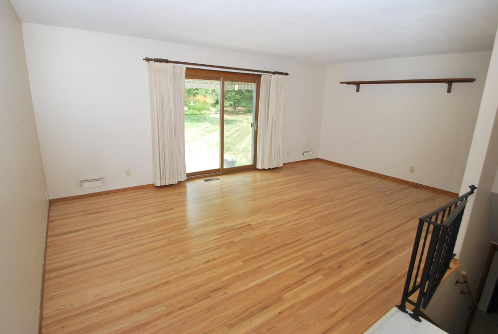 Photo of 11110 France Avenue S, Bloomington, MN 55431 (MLS # 7118399)