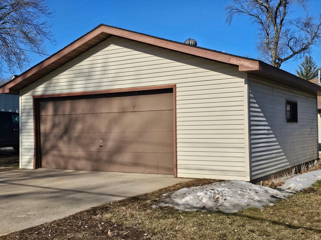 Photo of 307 4th Avenue W, Lamberton, MN 56152 (MLS # 7020663)
