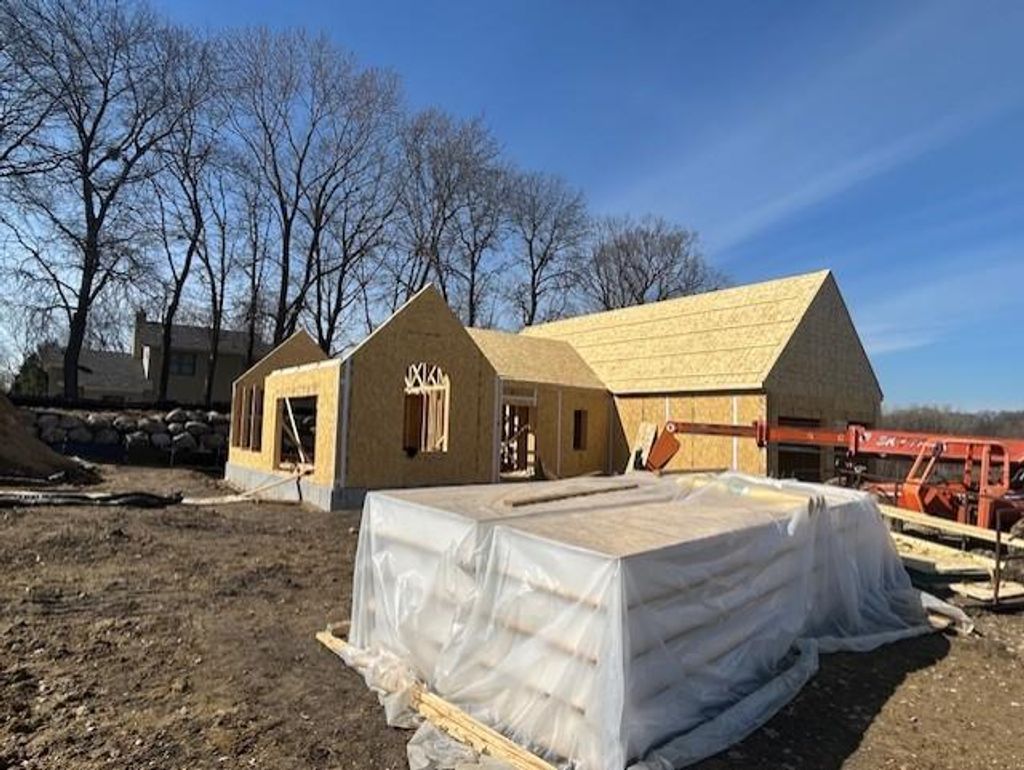 Photo of 2683 Lakeview Court, Saint Paul, MN 55117 (MLS # 7029942)