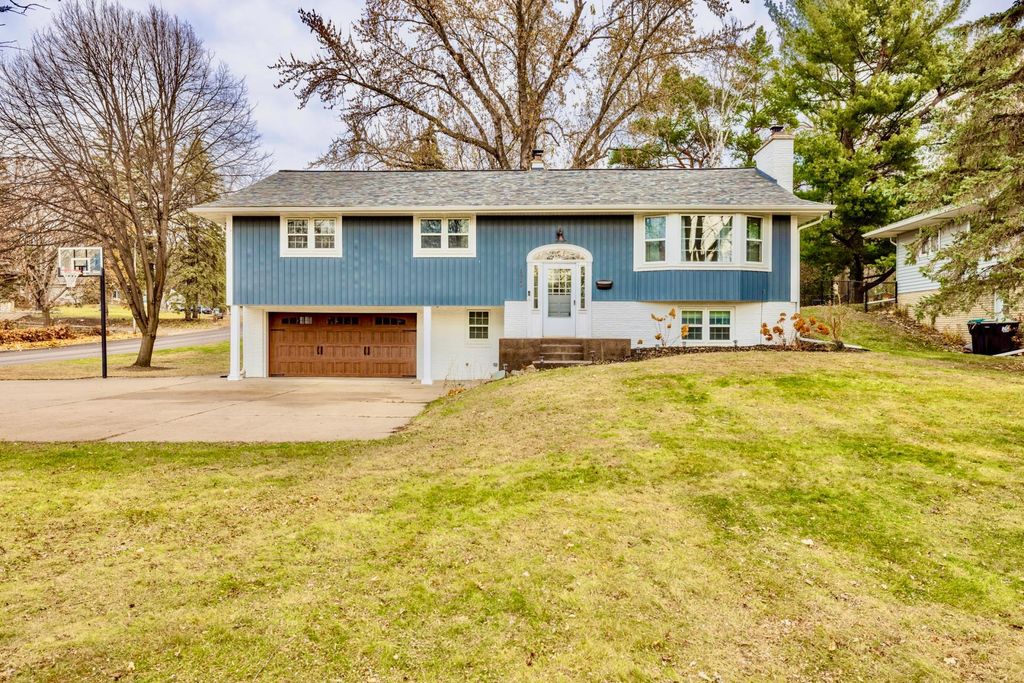 Photo of 1021 Fremont Street, Anoka, MN 55303 (MLS # 7047950)