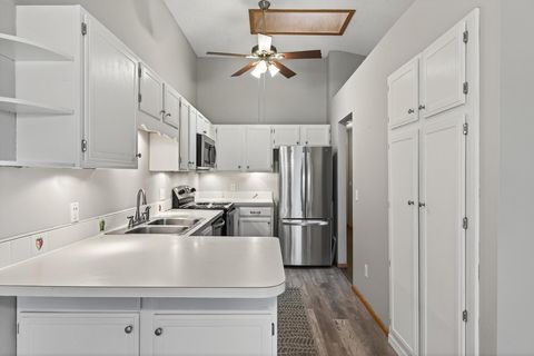 7275 Pontiac Circle Chanhassen MN 55317