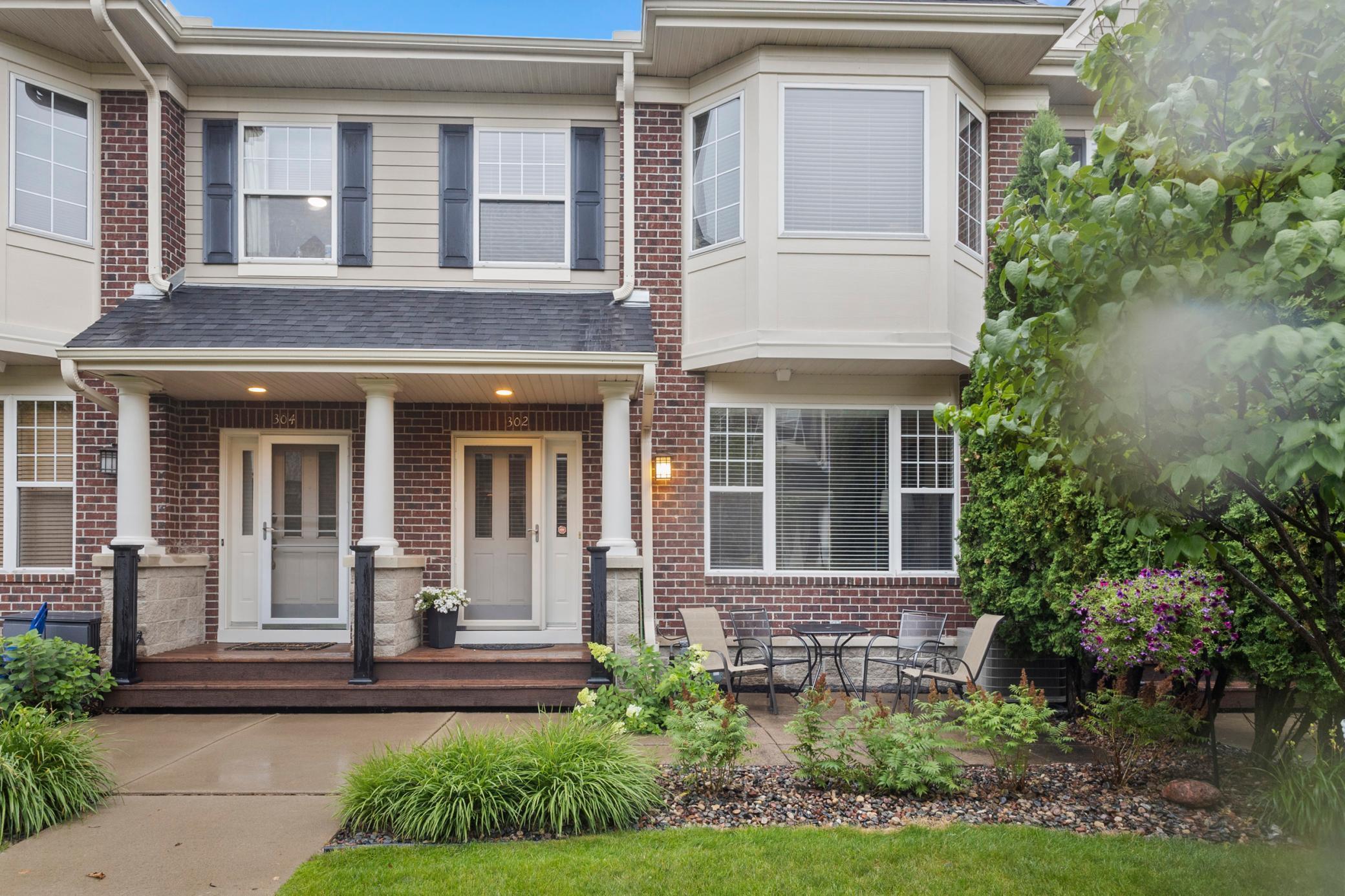 1530 Zarthan Avenue S 302