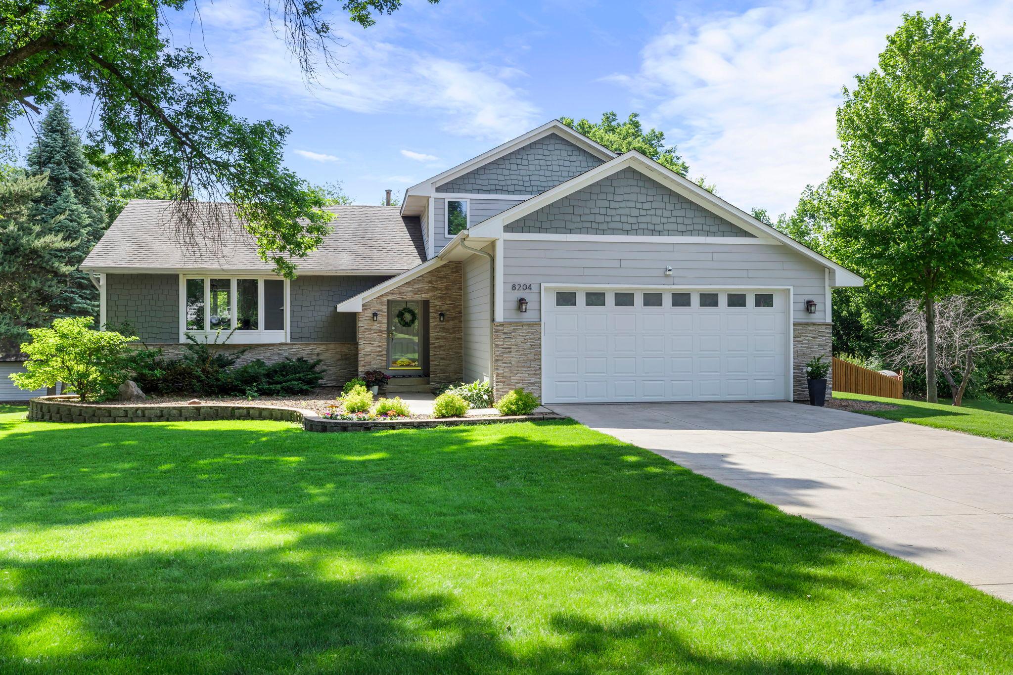 8204 Horizon Drive