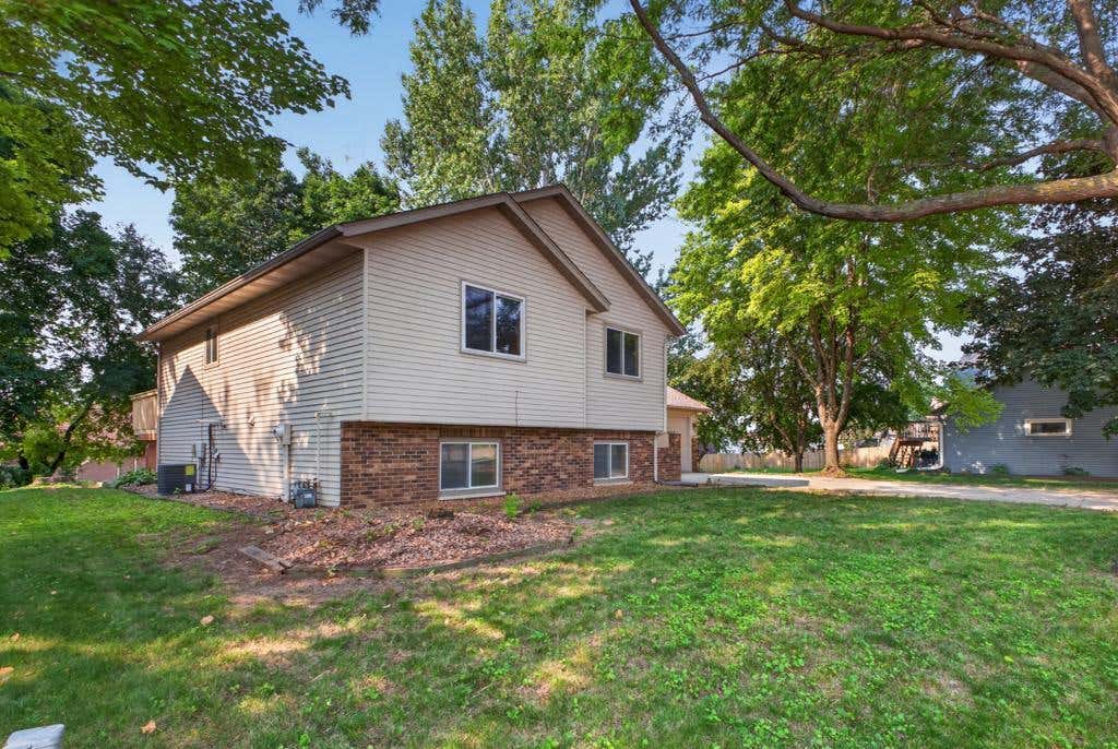 Photo of 2818 26th Street NW, Rochester, MN 55901 (MLS # 7117397)