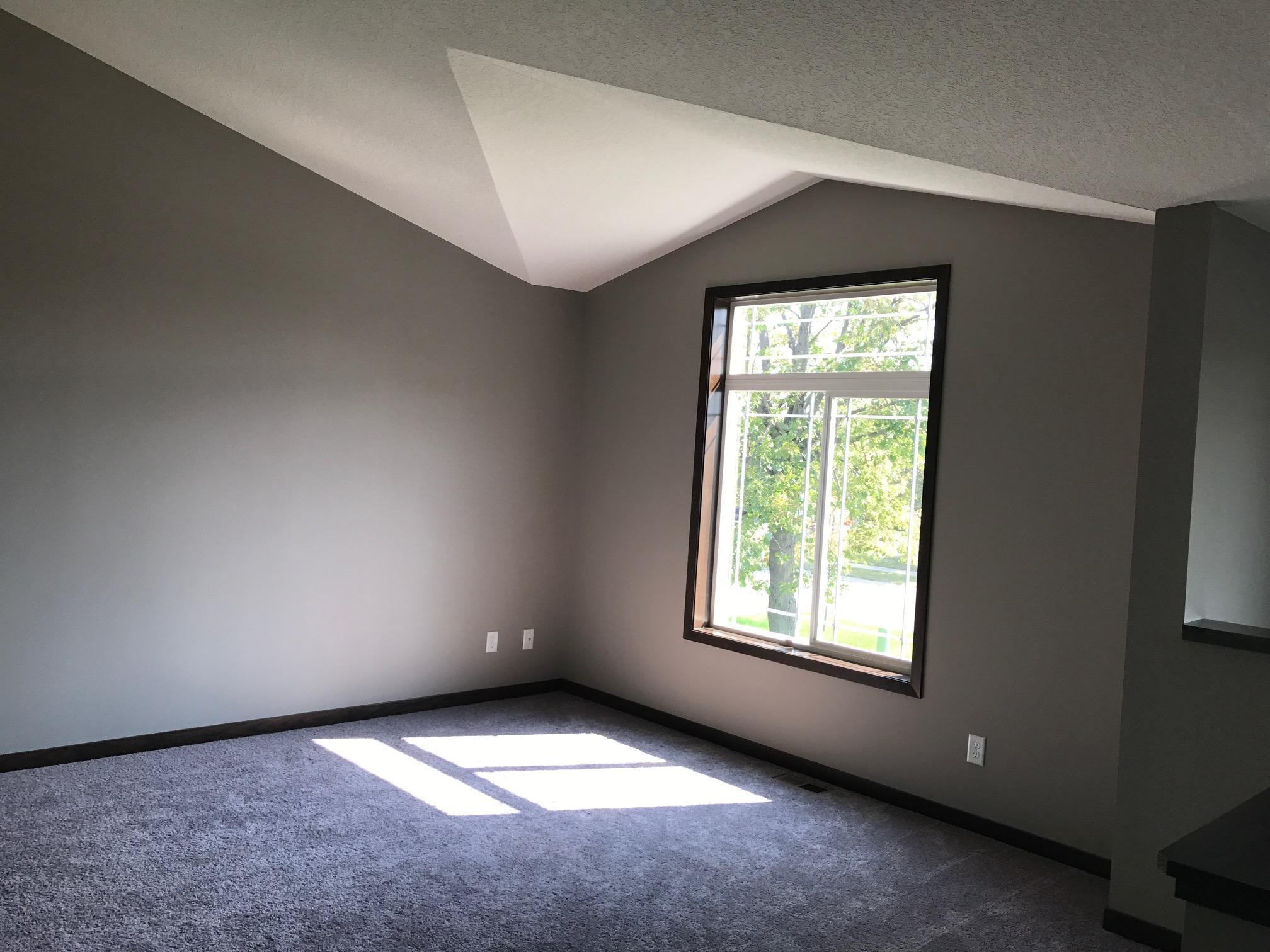 13528 Honeysuckle Way