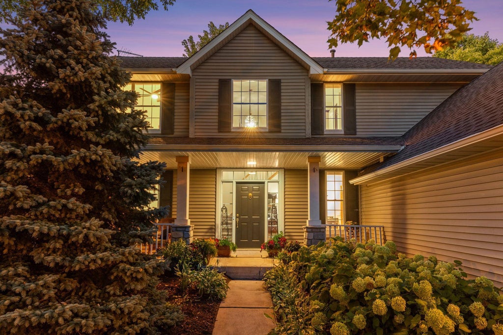Photo of 9025 Sunnyvale Drive, Chanhassen, MN 55317 (MLS # 7135335)