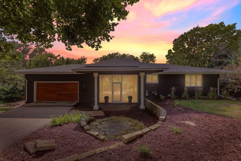 323 Burntside Drive Golden Valley MN 55422