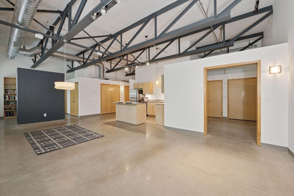 Photo of 111 E Franklin Avenue #215, Minneapolis, MN 55404 (MLS # 7013539)