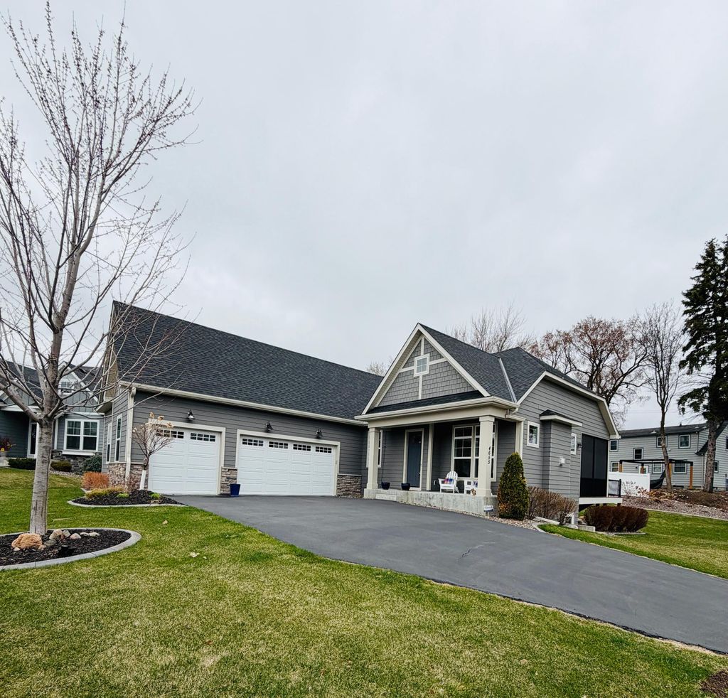 Photo of 4655 Zircon Lane N, Plymouth, MN 55446 (MLS # 7034388)