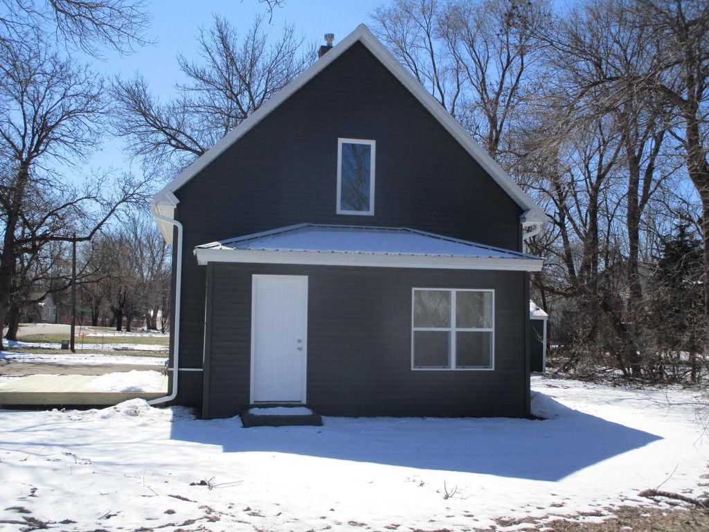 Photo of 704 Prairie Lane SW, Alexandria, MN 56308 (MLS # 7049902)