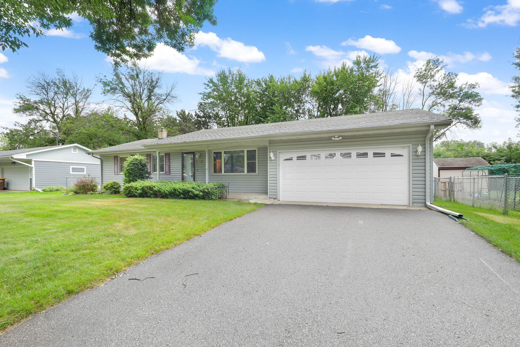 2408 Spruce Place