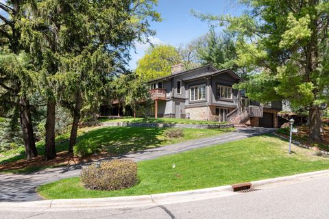 508 Westwood Drive S Golden Valley MN 55416