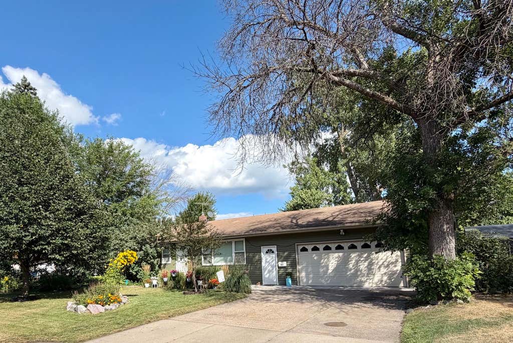 Photo of 920 Westwood Lane, Anoka, MN 55303 (MLS # 7128218)
