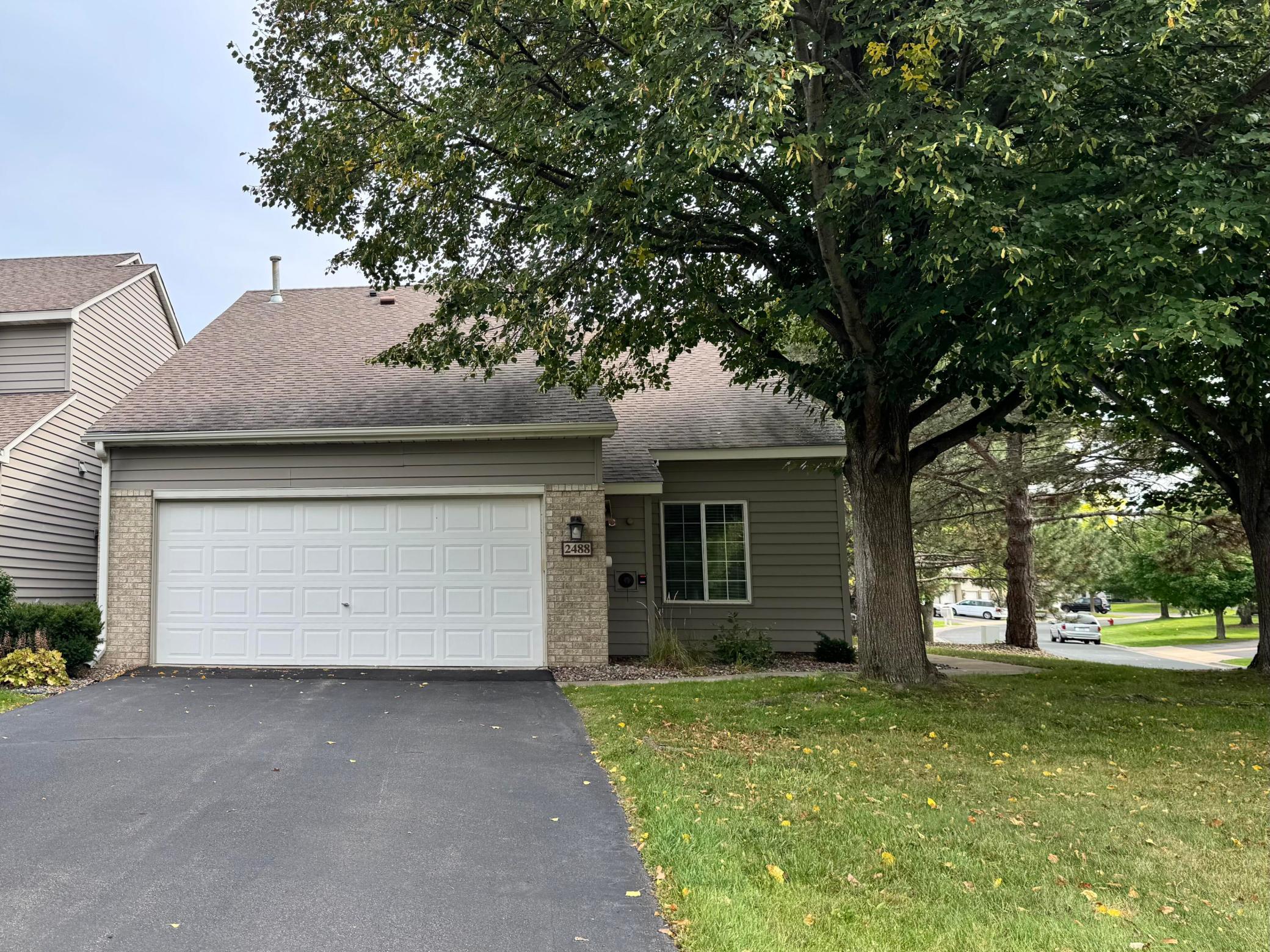 2488 Lockwood Drive 10