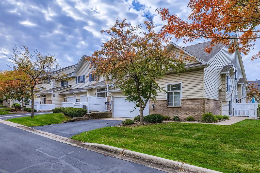 Photo of 3772 Vermilion Court S, Eagan, MN 55122 (MLS # 7003069)