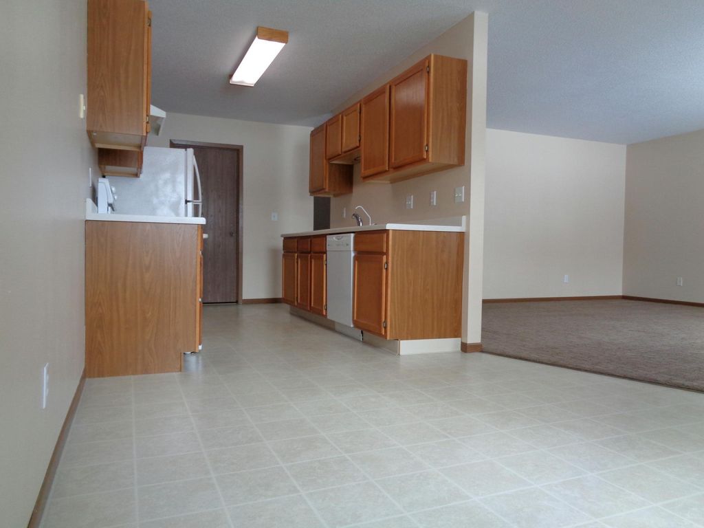 Photo of 1708 E Lincoln Avenue #6, Montevideo, MN 56265 (MLS # 7001149)