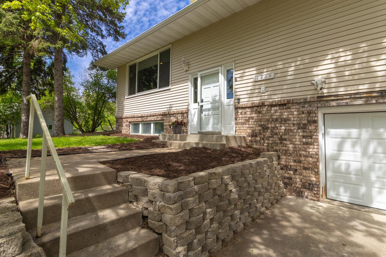 2220 Bossard Drive