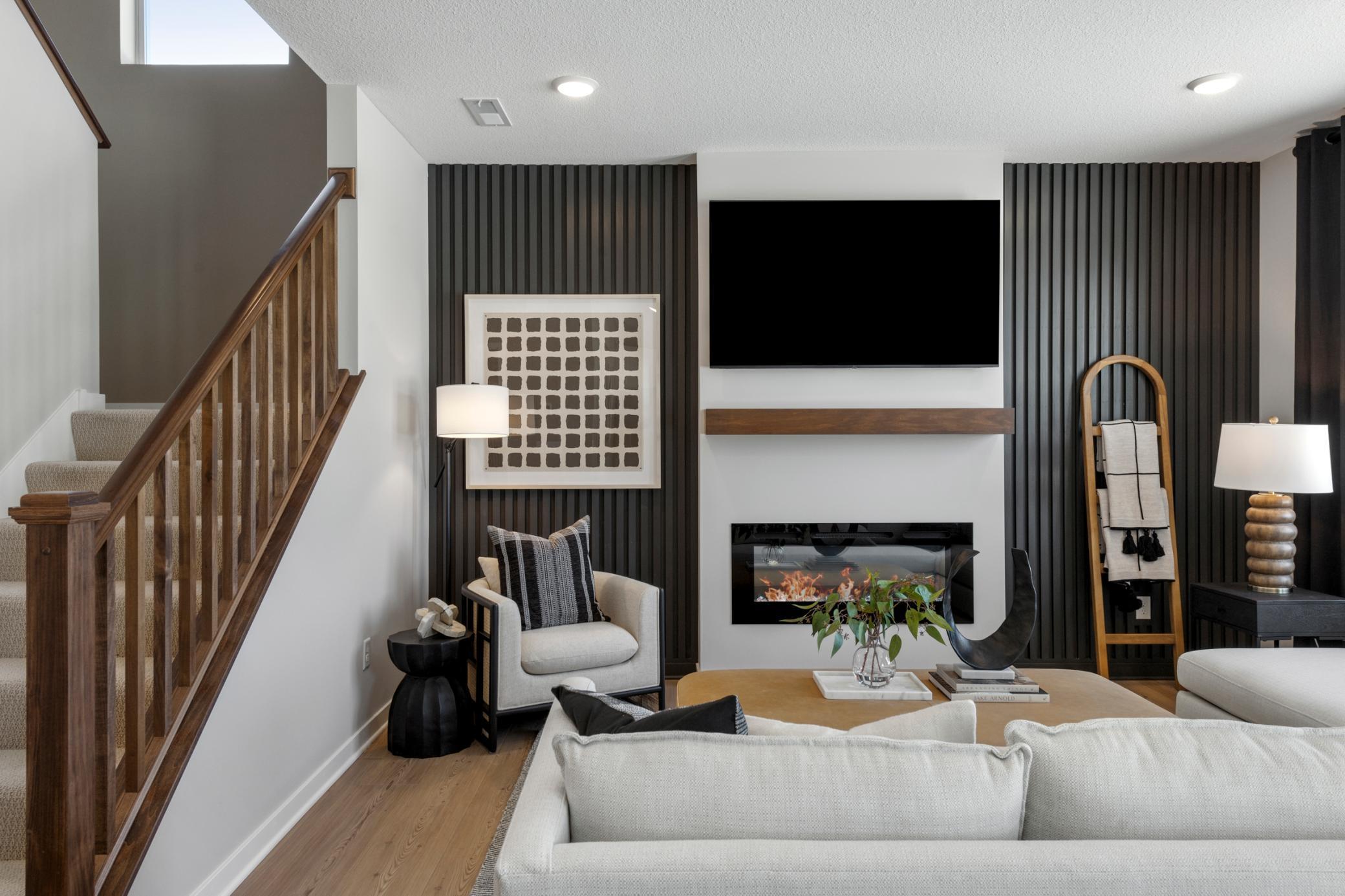 12574 Erskin Street NE