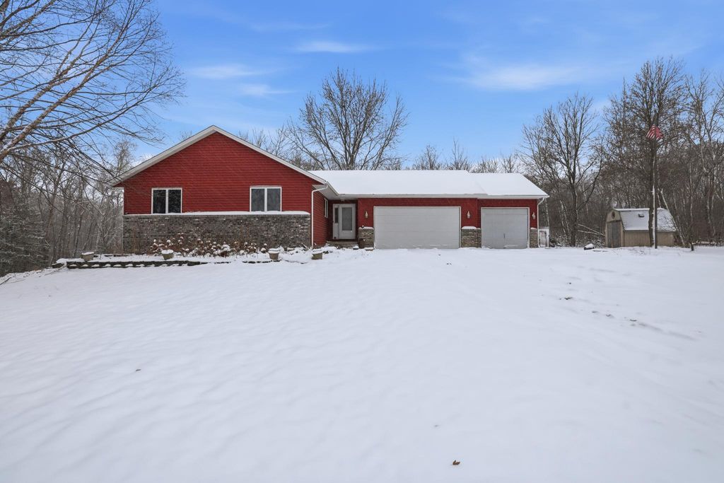 Photo of 9070 Viking Boulevard NW, Nowthen, MN 55330 (MLS # 6820414)