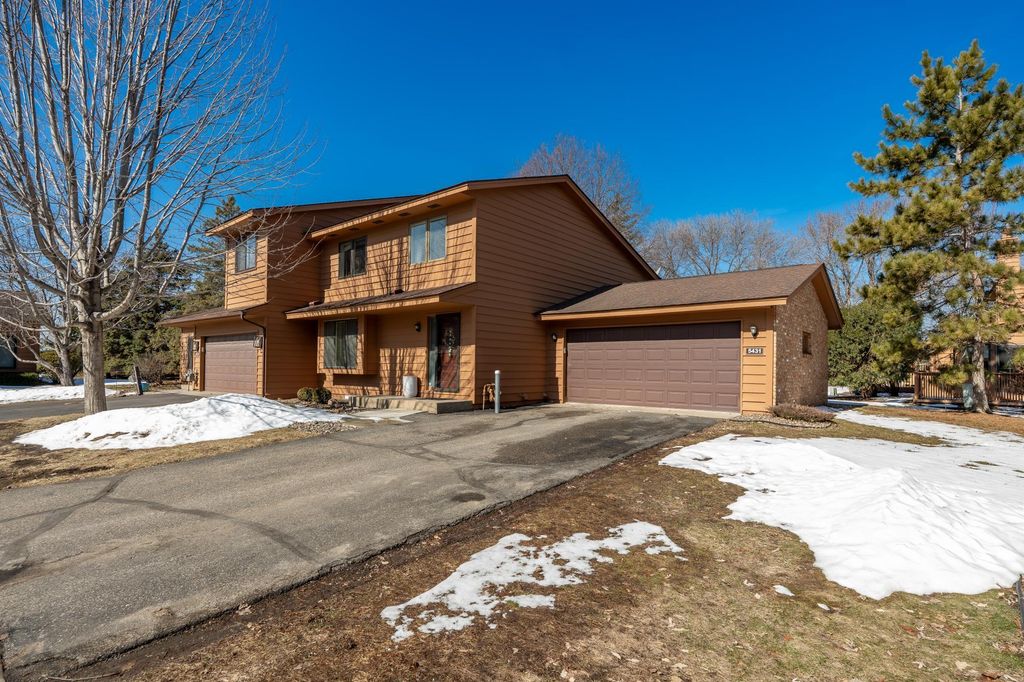 Photo of 5431 Upper 147th Street W, Apple Valley, MN 55124 (MLS # 7040794)
