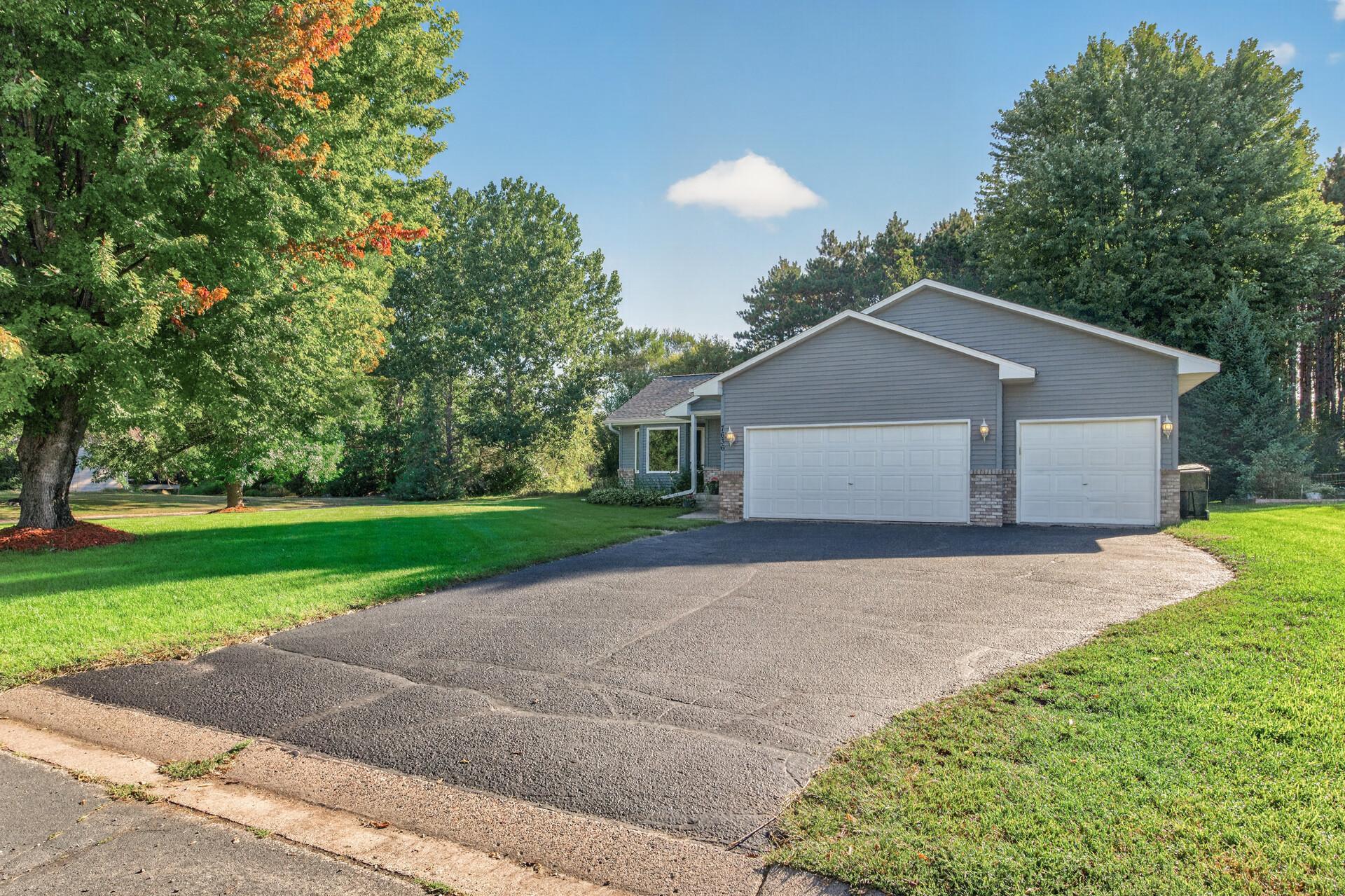 7636 Palomino Lane