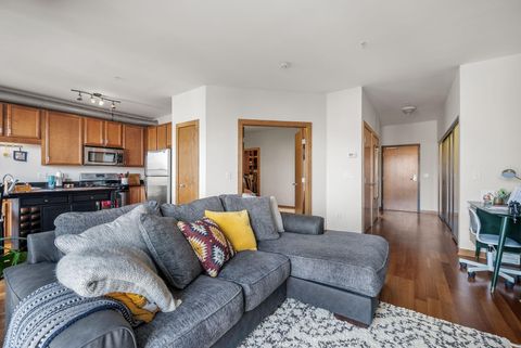 15 E Franklin Avenue SE 212 Minneapolis MN 55404