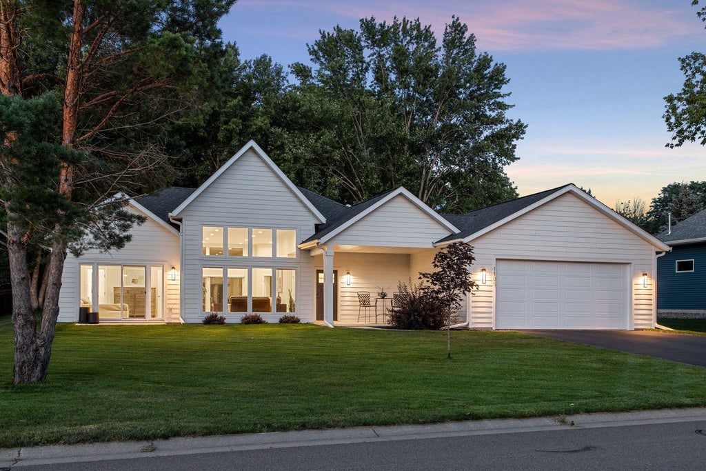 Photo of 1105 Creekside Crossing, Stillwater, MN 55082 (MLS # 7159669)