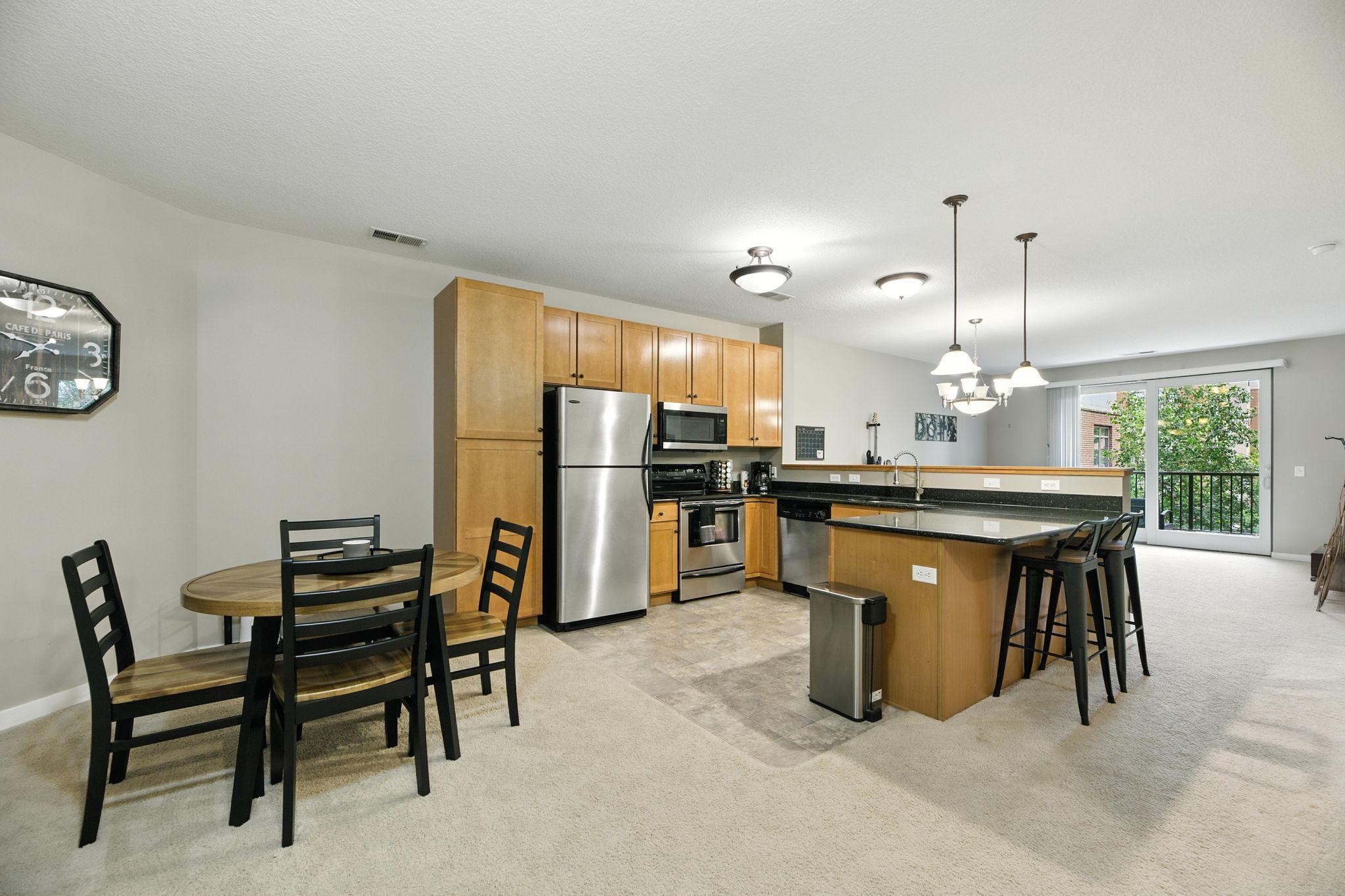 1070 Grandview Court NE 206