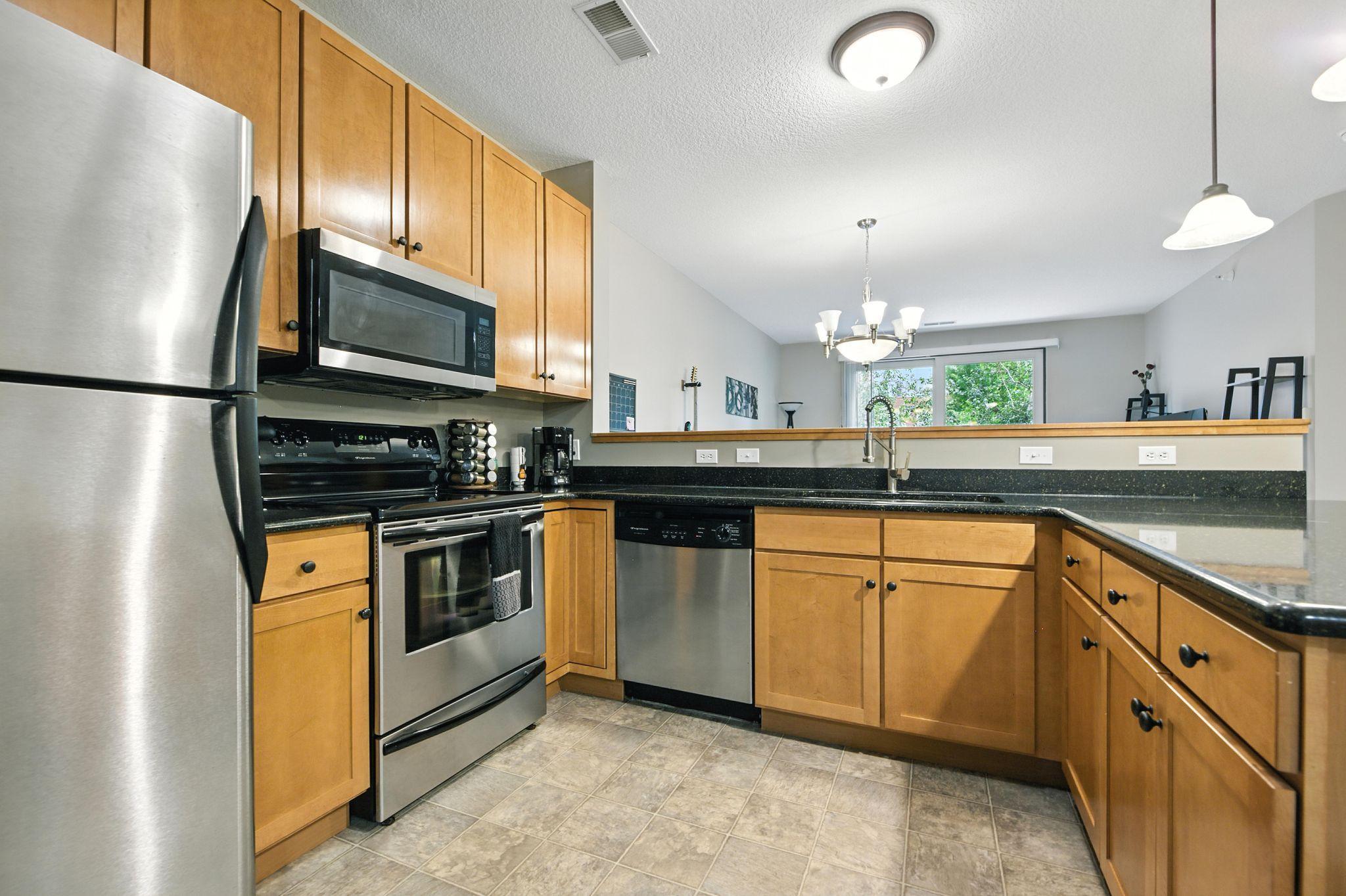 1070 Grandview Court NE 206