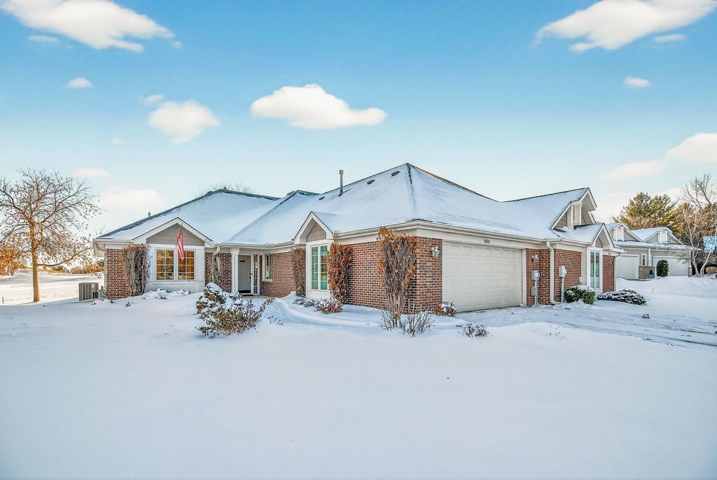 Photo of 8810 Pointe Vista Drive, Victoria, MN 55386 (MLS # 7002792)