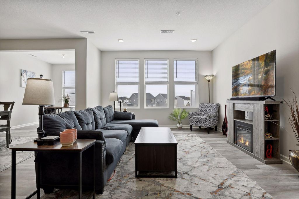 Photo of 11311 Brookview Road, Woodbury, MN 55129 (MLS # 7045212)