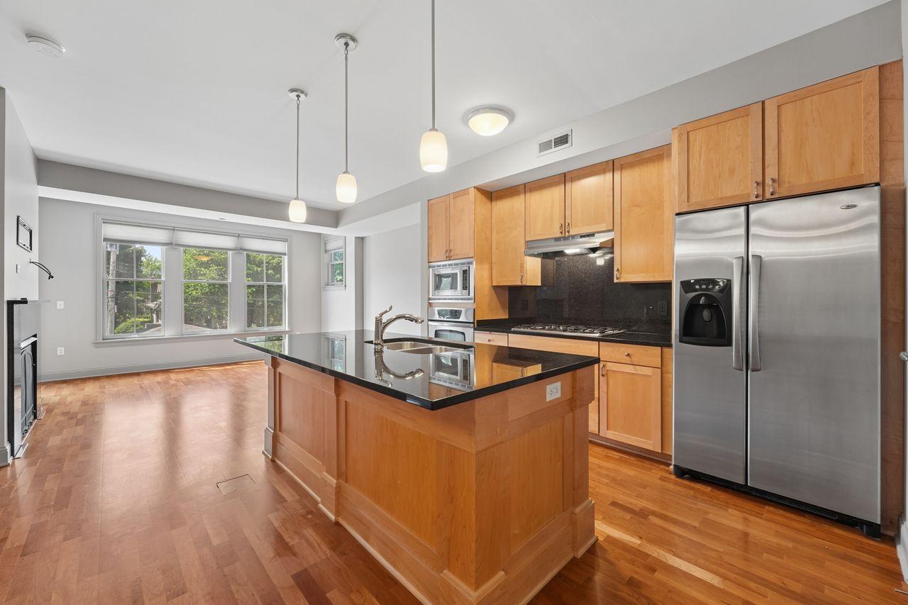 1060 Grand Avenue 210