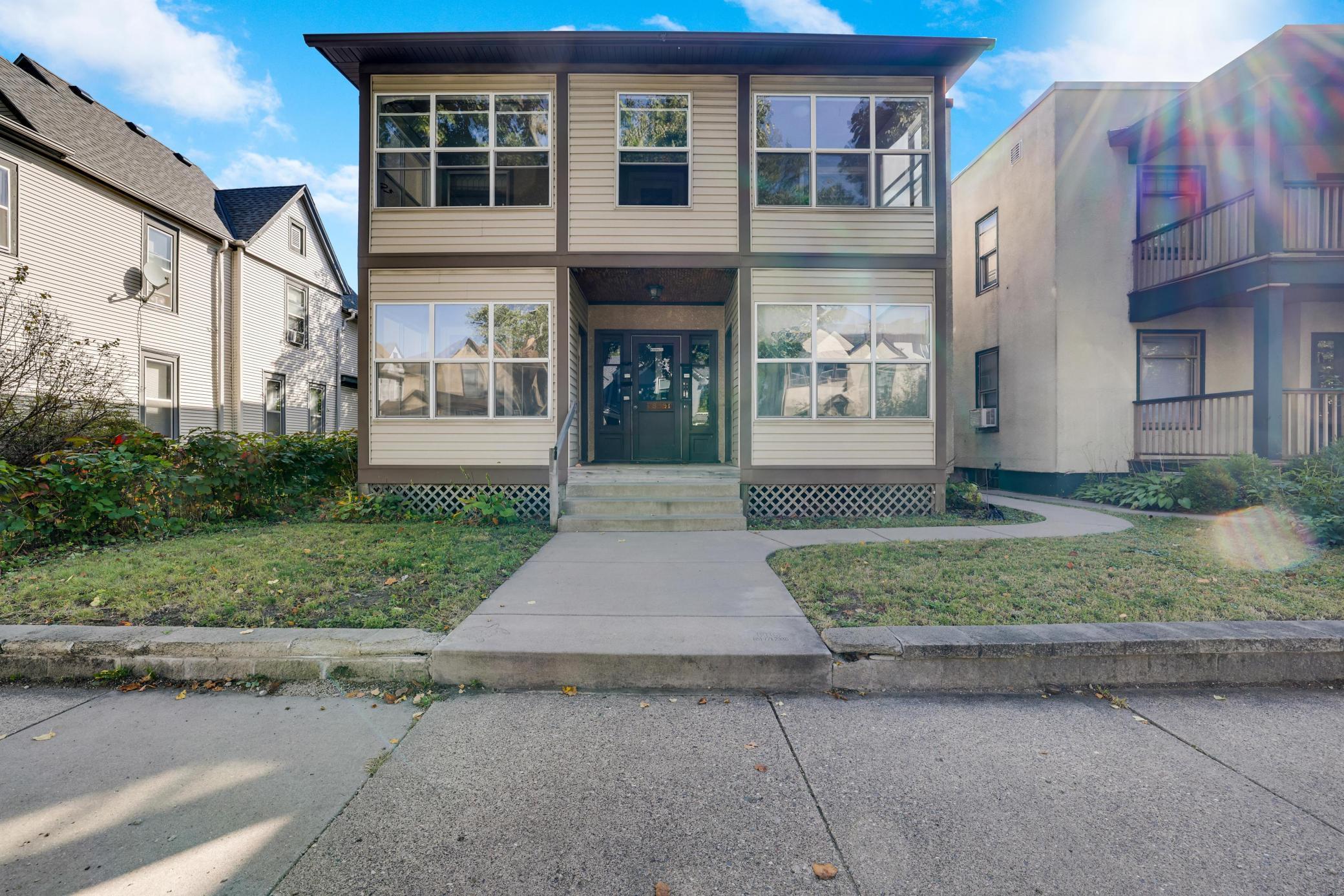 2821 Garfield Avenue