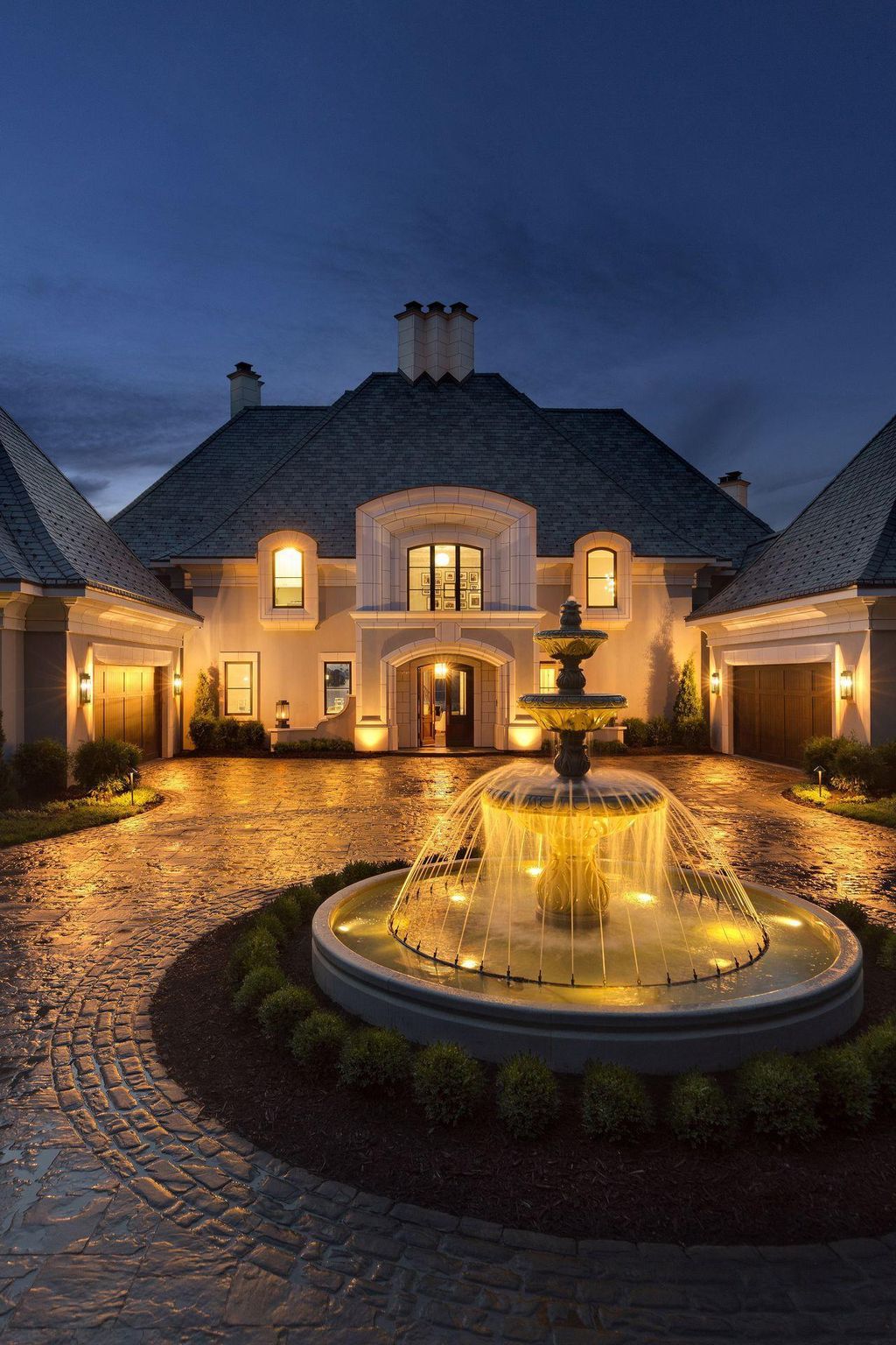 Photo of 4750 Baycliffe Drive, Excelsior, MN 55331 (MLS # 7021115)