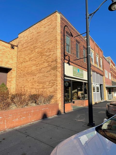 136 S Broadway Wells MN 56097