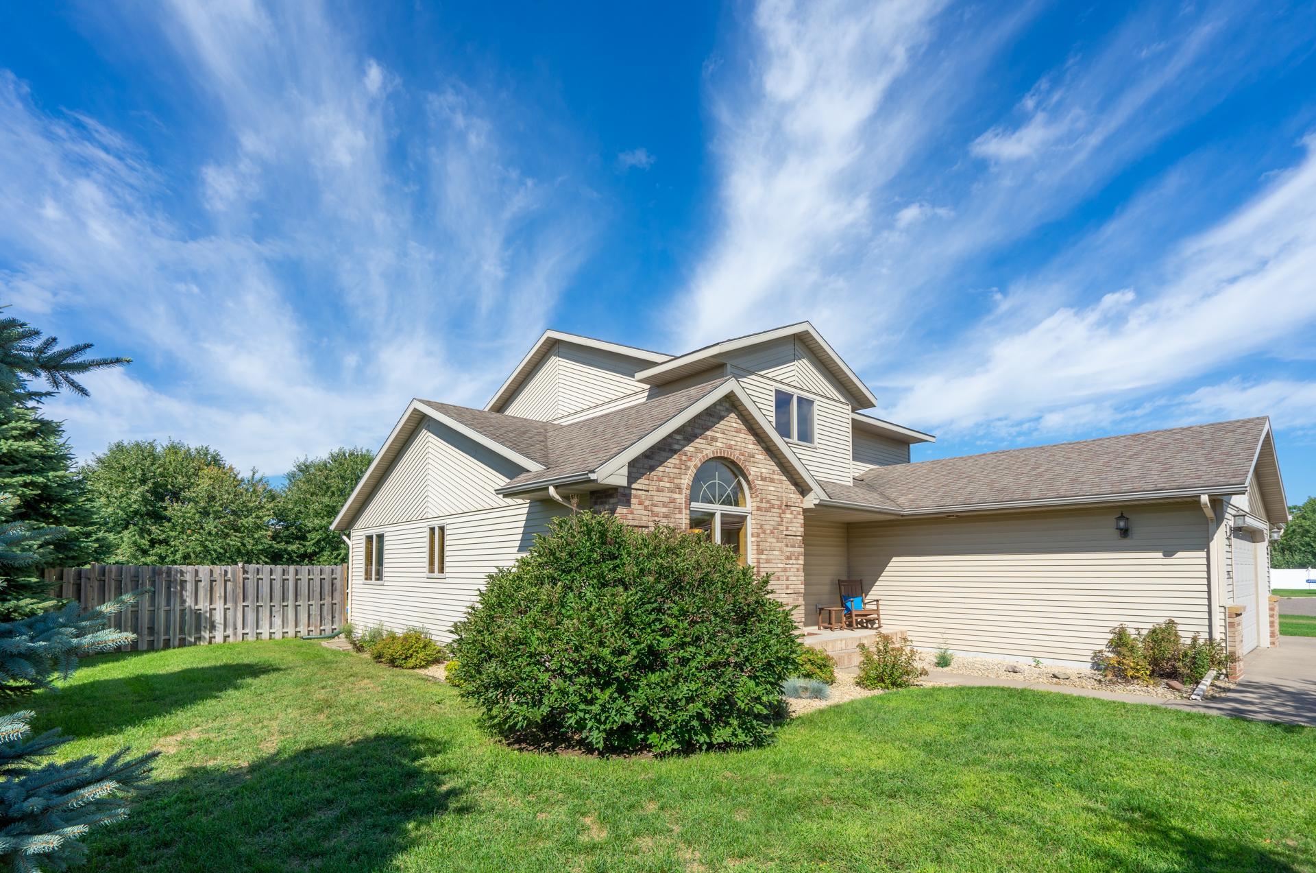 14983 Garden Court - Photo 3